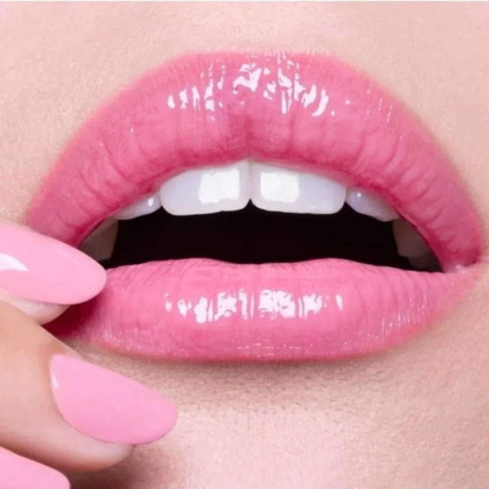 Deborah Lippmann Tickle Me Pink Hydra-Cushion Balmy Lip Gloss